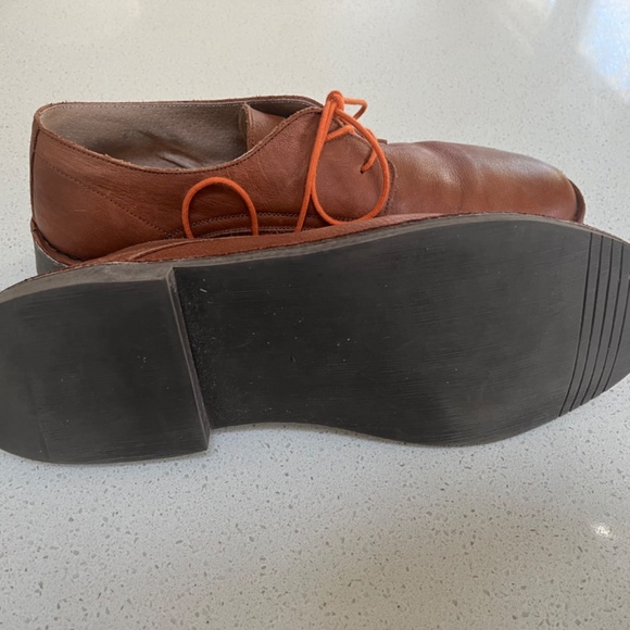 HandMade Barcelona Oxfords - Picture 4 of 4